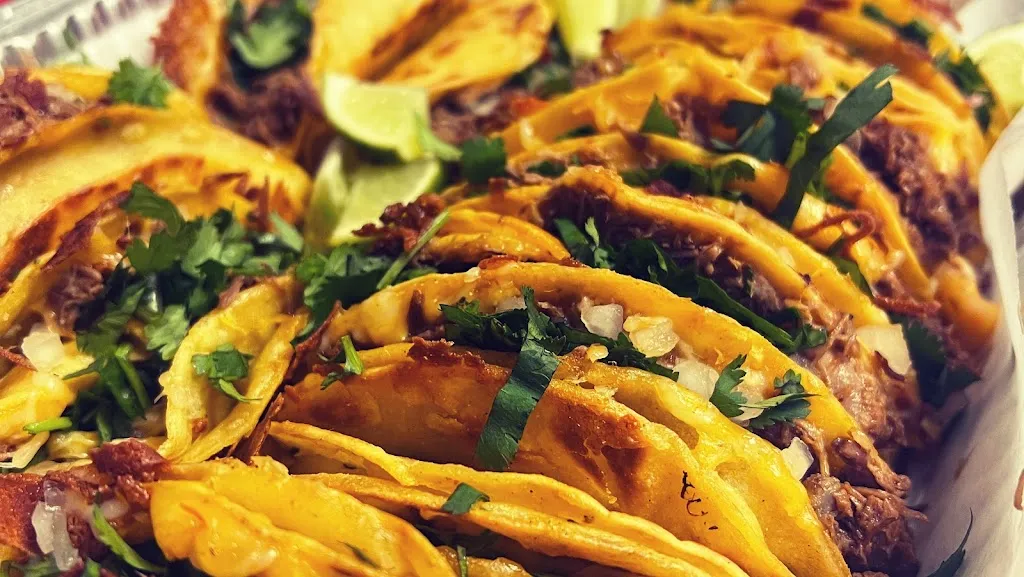 Tacos Wey & Grill_Affton, MO_slider_image_3