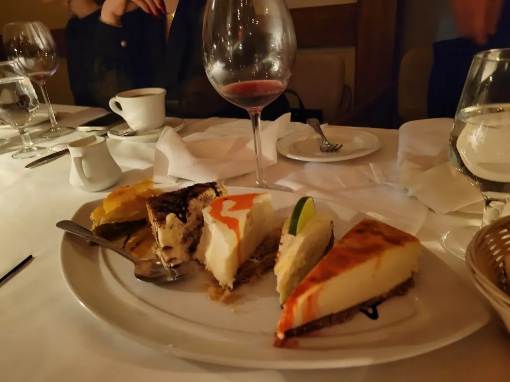 Aurora Restaurant_Old Tappan, NJ_slider_immagine_3
