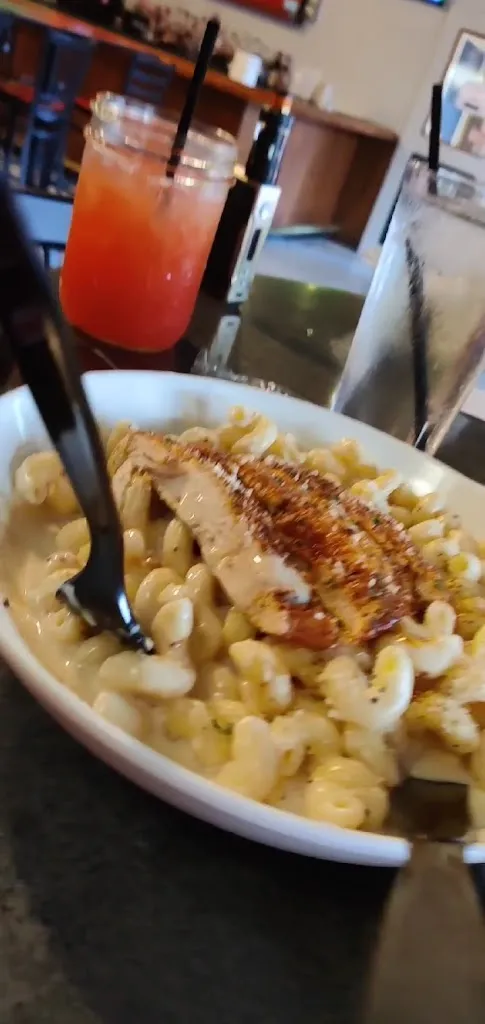 Cugino's_Florissant, MO_slider_image_2
