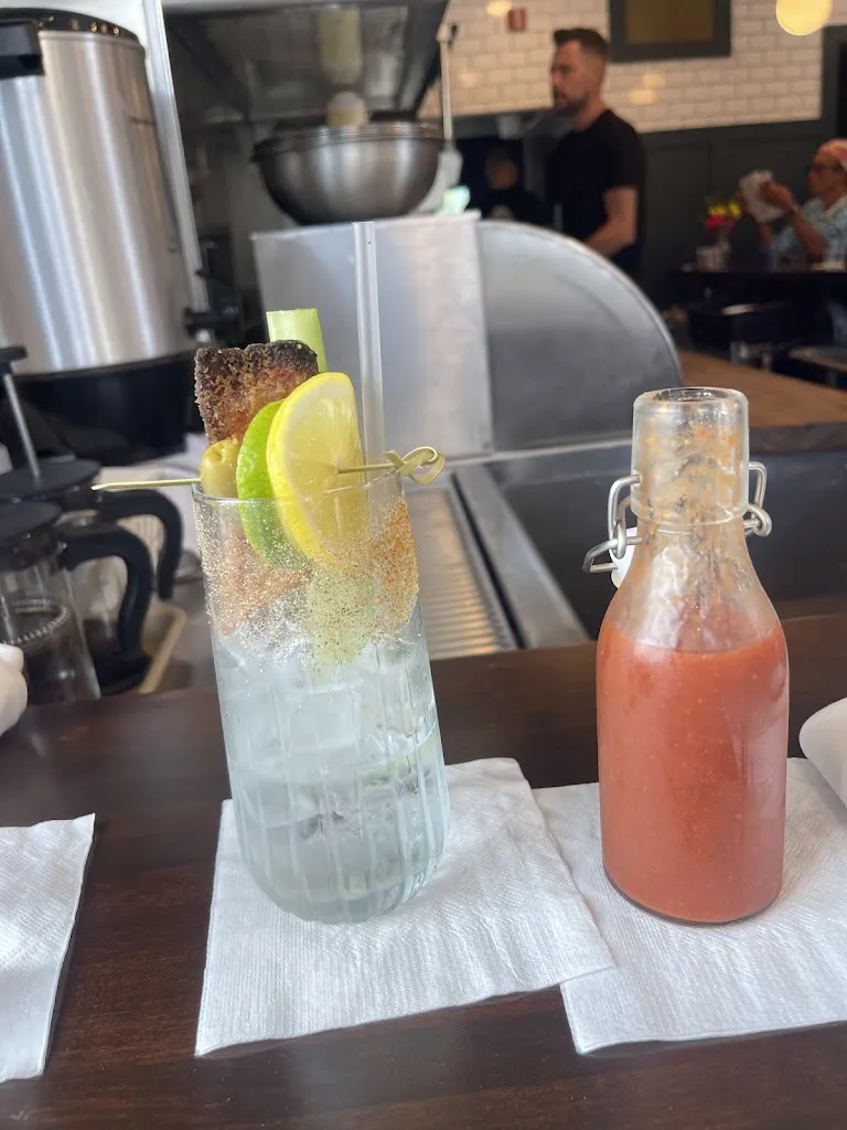 Ashlee Roberson_Fleur STL_St. Louis, MO_review