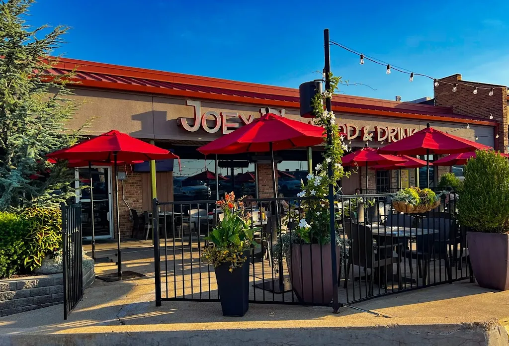Joey B's Food & Drink Concord restaurant in St. Louis, MO