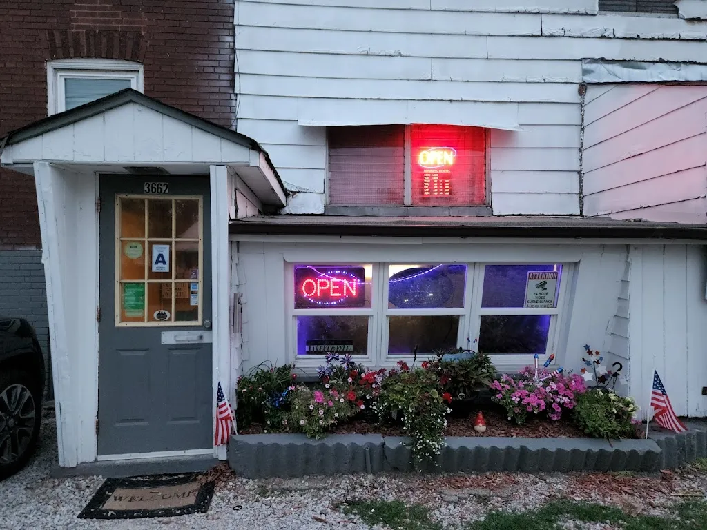 Monte Bello Pizzeria restaurant in Lemay Township, MO
