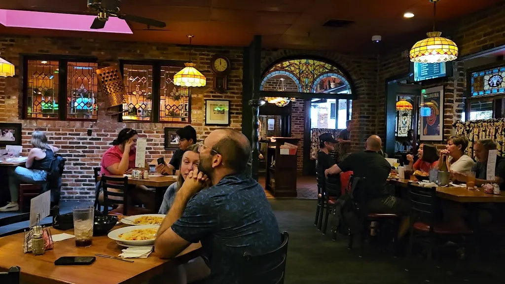 Frank Gchi_Rich & Charlie's South County_St. Louis, MO_review