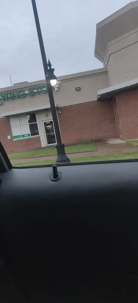 LaDon Wayne_Wingstop_Normandy, MO_review