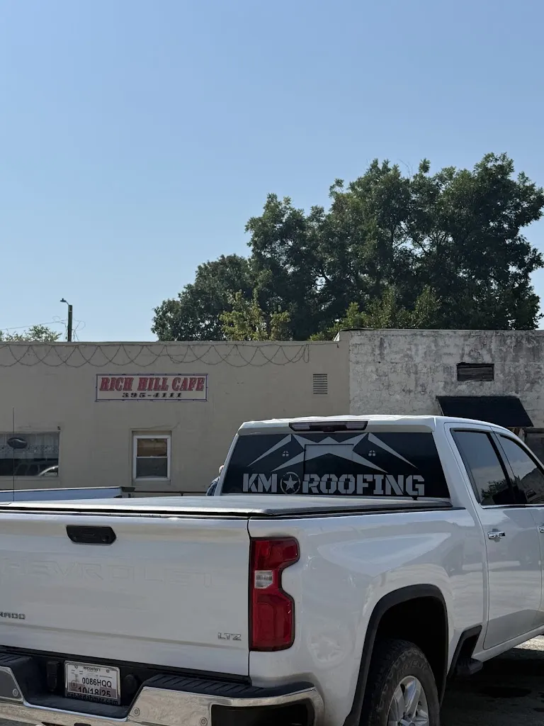 Paul Kuhns_Rich Hill Cafe_Rich Hill, MO_reseña