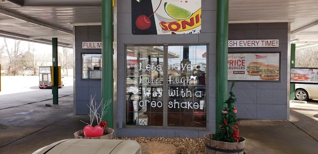 Sonic Drive-In restaurant à Doniphan, MO