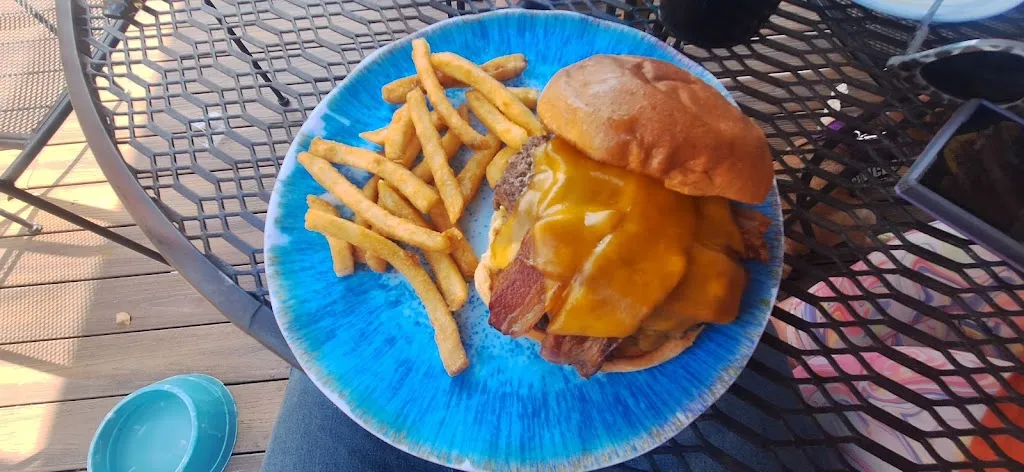 Christopher Carver_BS Bar & Grill_St Ann, MO_review