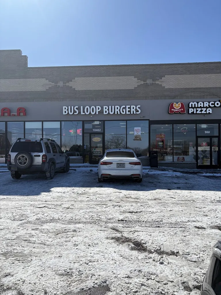 STLA_1020_Bus Loop Burgers_St Ann, MO_review