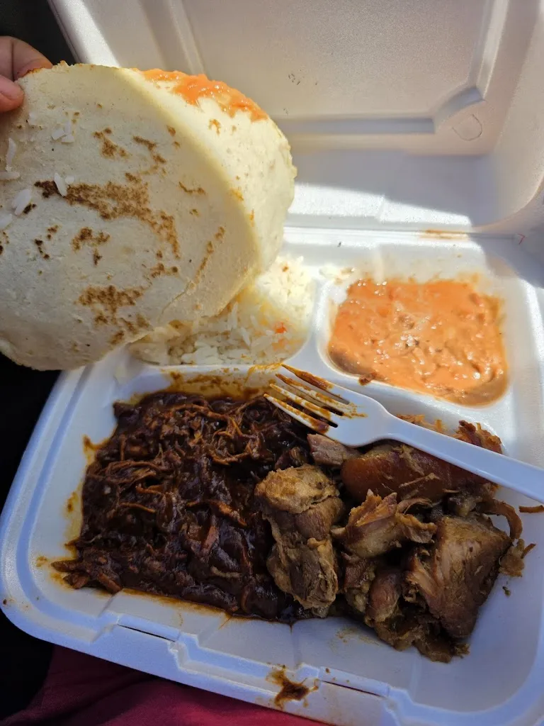 Gregory Gant (Gregs Travel Odyssey)_Taqueria El Chilango_St Ann, MO_review