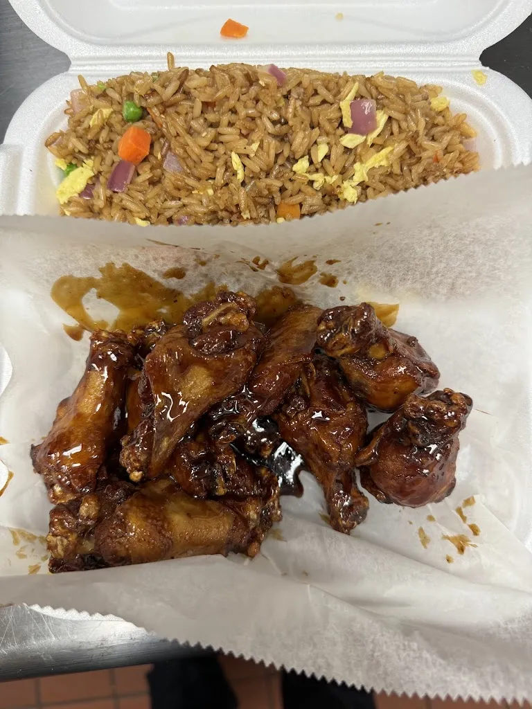 Q wings_St Ann, MO_slider_image_3