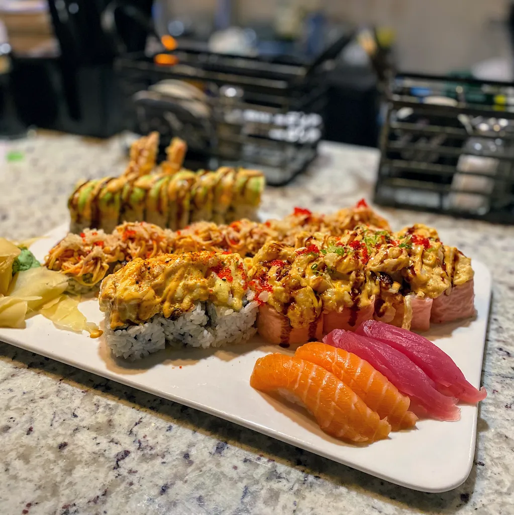 Oishi Japanese Restaurant & Bar_Scarborough, ME_slider_image_3