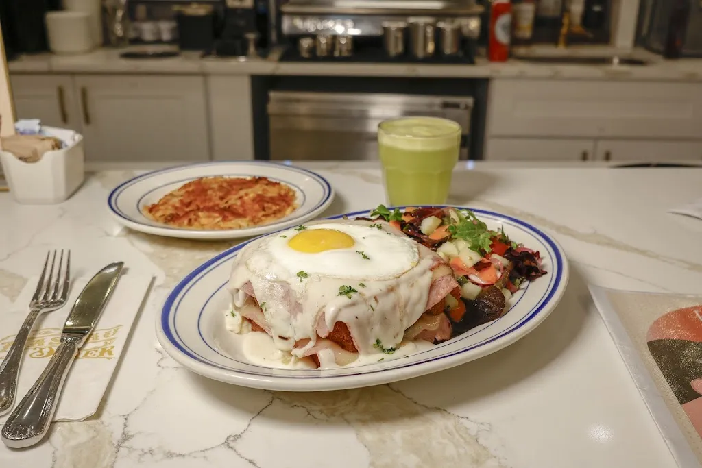 Nassau diner_Princeton, NJ_slider_image_3