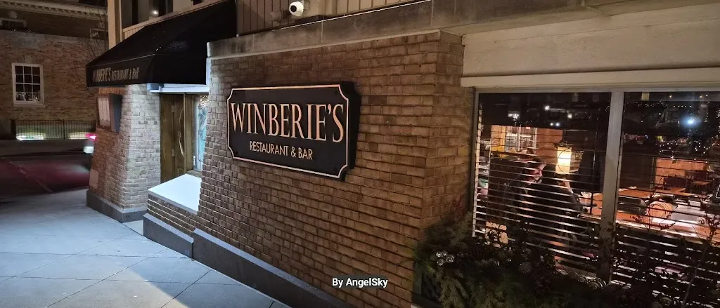 Winberie's Restaurant & Bar_Princeton, NJ_slider_image_3