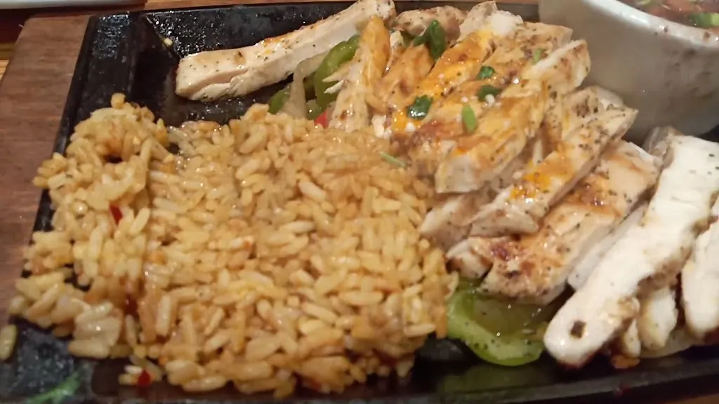 Chili's Grill & Bar_Linthicum Heights, MD_slider_image_2