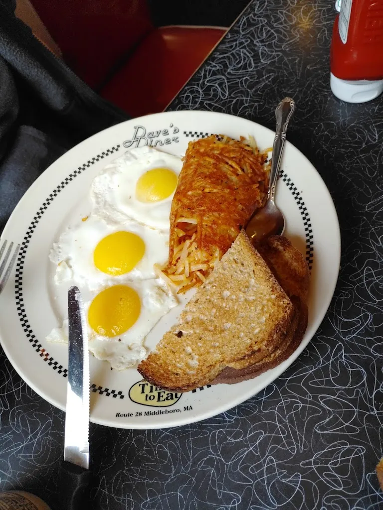 Dave's Diner_Middleborough, MA_slider_image_3