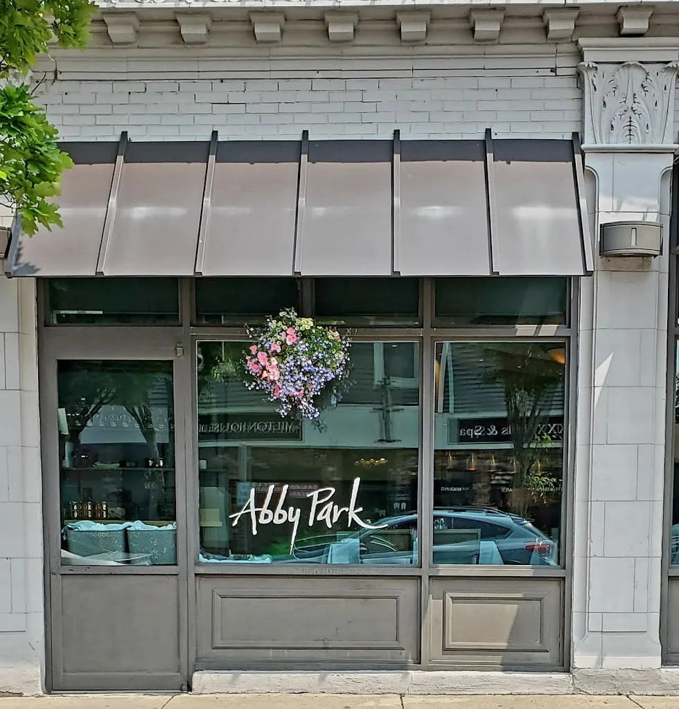 Abby Park restaurant à Milton, MA