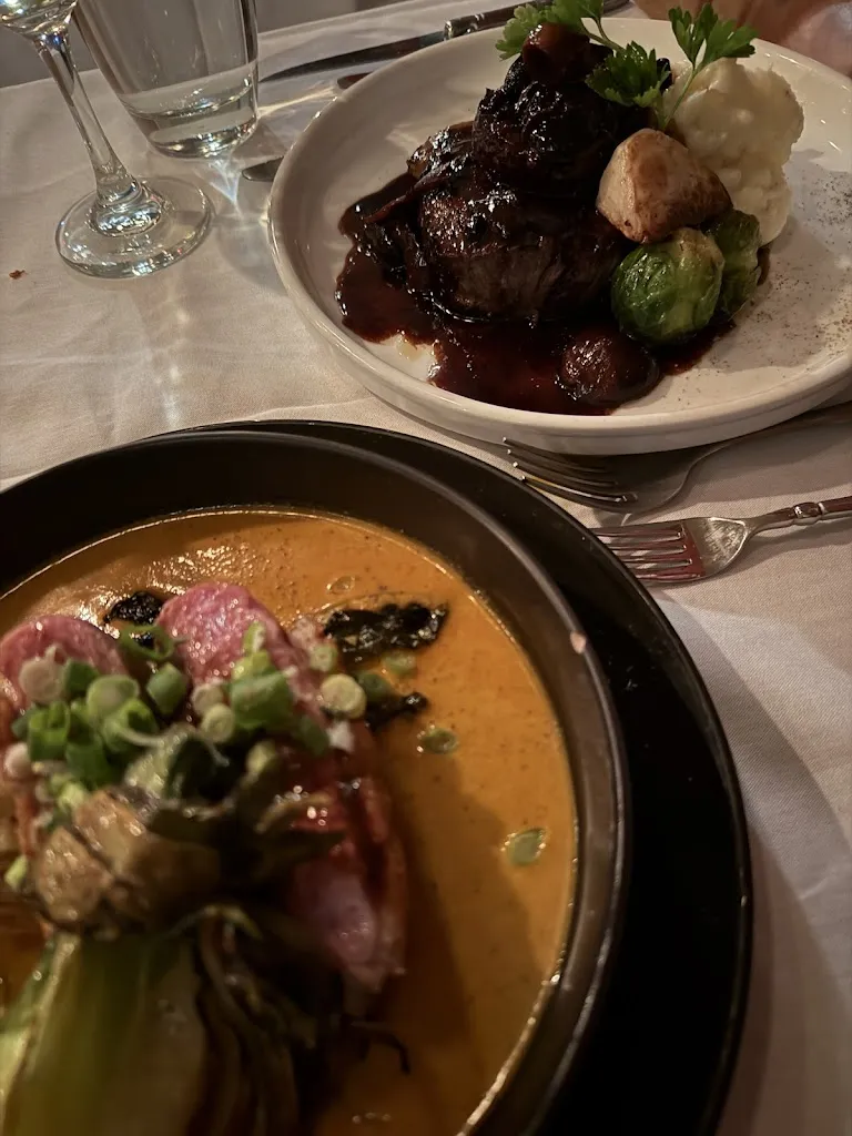 Gypsy Apple Bistro_Shelburne Falls, MA_slider_image_2