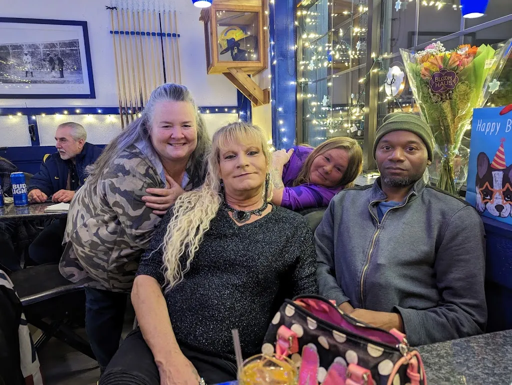 Kelly Clark_Te Roma_Center Line, MI_review