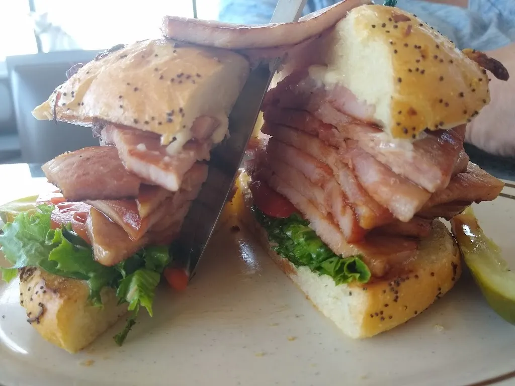 Martin's Ham & Cornbeef_Center Line, MI_slider_image_3
