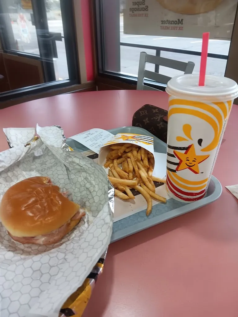 Hardee’s restaurant à Iron Mountain, MI