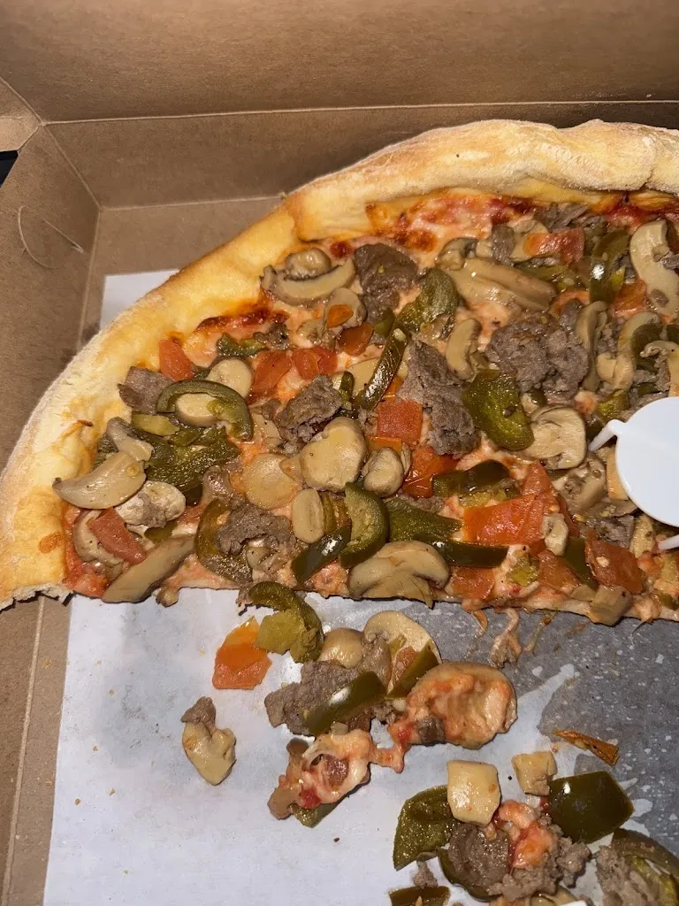 J S_Sal's Pizzeria_Stanhope, NJ_reseña