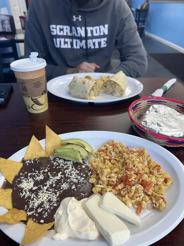 Abby Goodrich_Mini's Cafe_Stanhope, NJ_review
