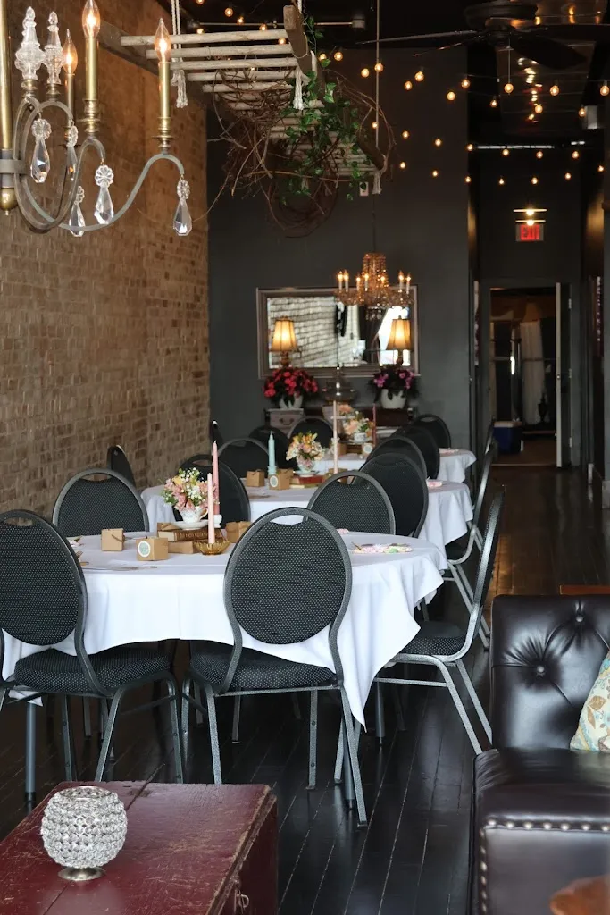 The Loft restaurant à Lake Odessa, MI