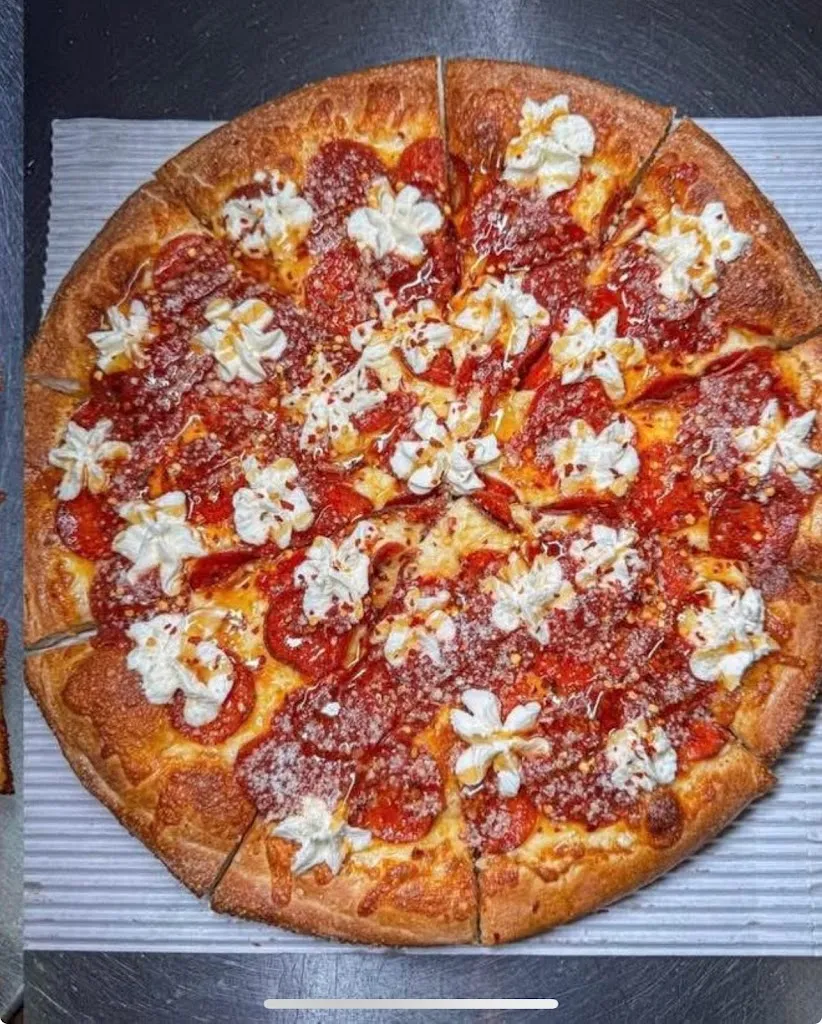 Papa’s Pizza & BBQ - Lathrup Village_Lathrup Village, MI_slider_imagen_3