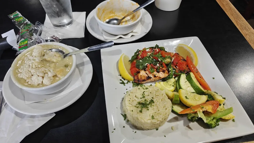 Yuhui Sun_Tavern At Tina's Country House_Macomb, MI_recensione