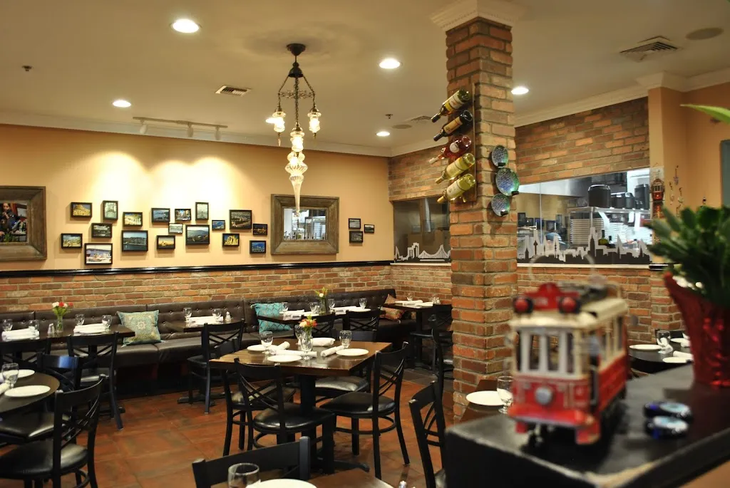 Europe Café & Grill ristorante a Tenafly, NJ