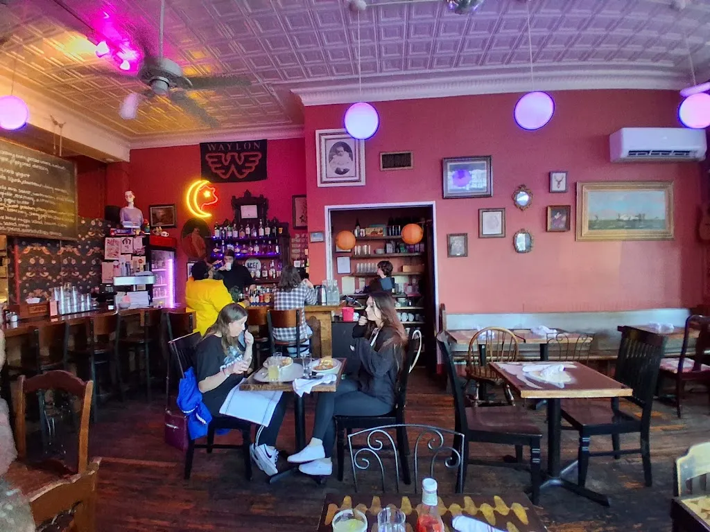 Nighthawks_Troy, NY_slider_immagine_3