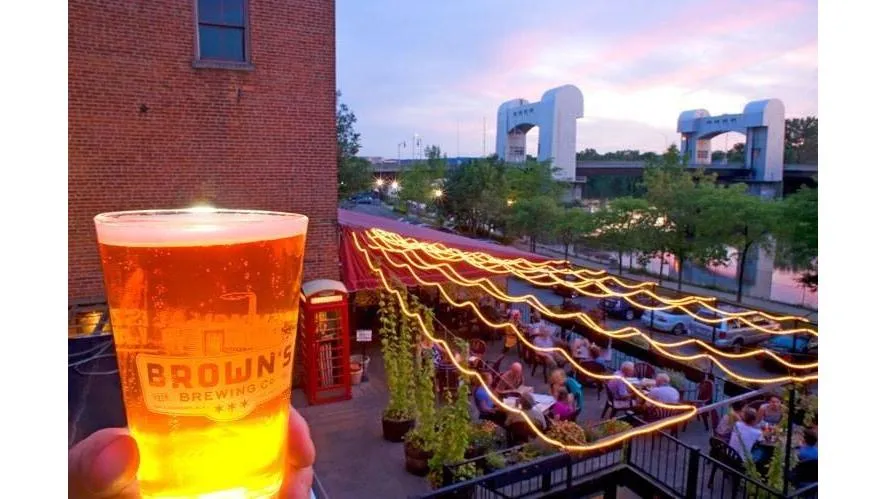 Brown's Brewing Company's Troy Taproom and Brewery_Troy, NY_slider_immagine_3