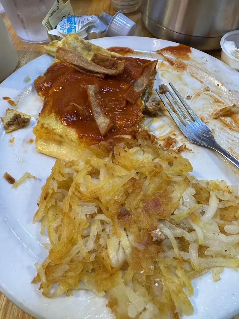 Nikki Ingram_Log Cabin Restaurant_Ruidoso, NM_review