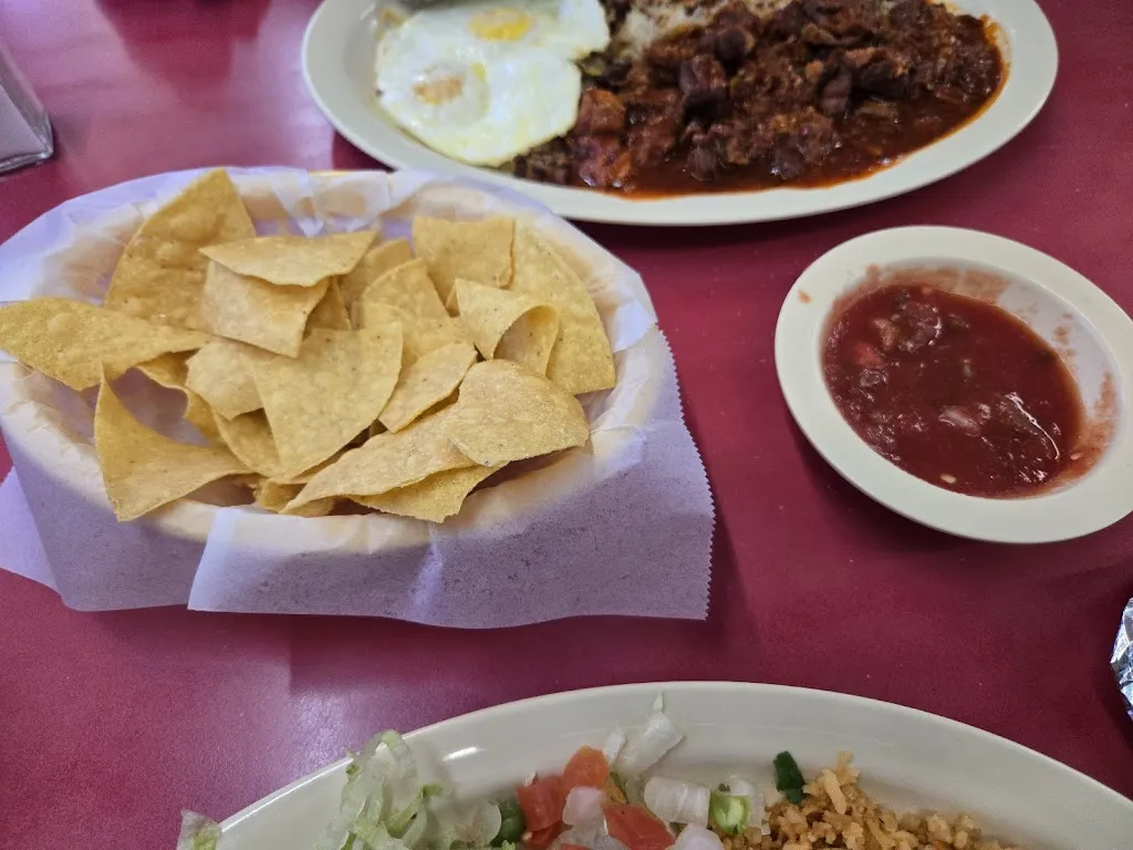 Lori Eger_La Hacienda Mexican Restaurant_Ruidoso, NM_avis