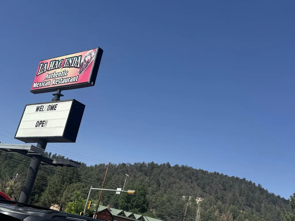 Mario Silva_La Hacienda Mexican Restaurant_Ruidoso, NM_review