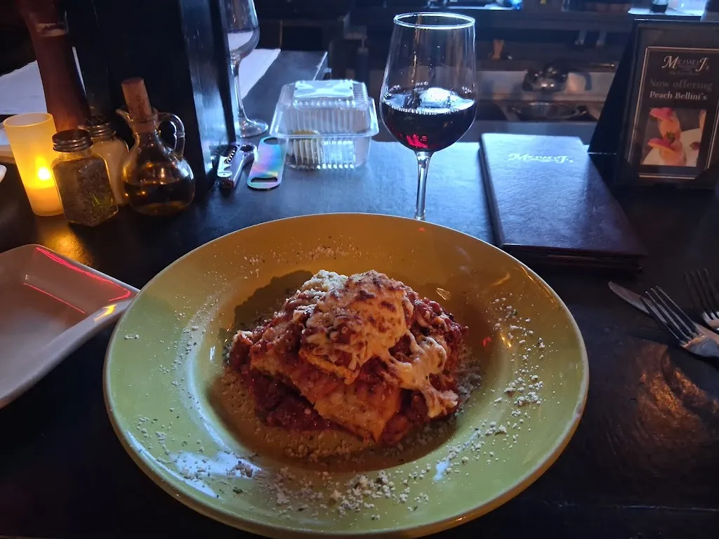 Steven Baker_Michael J's Italian-American Restaurant_Ruidoso, NM_review