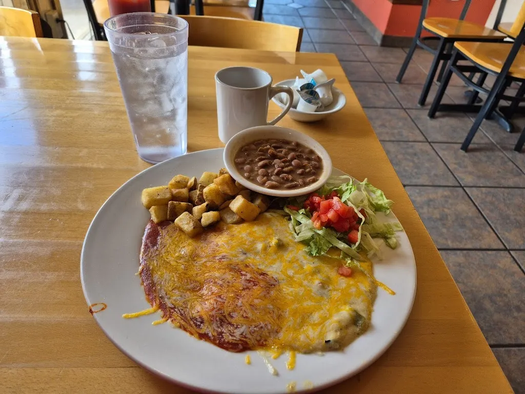 Veronica Cleary_Tina's Cafe_Ruidoso, NM_review