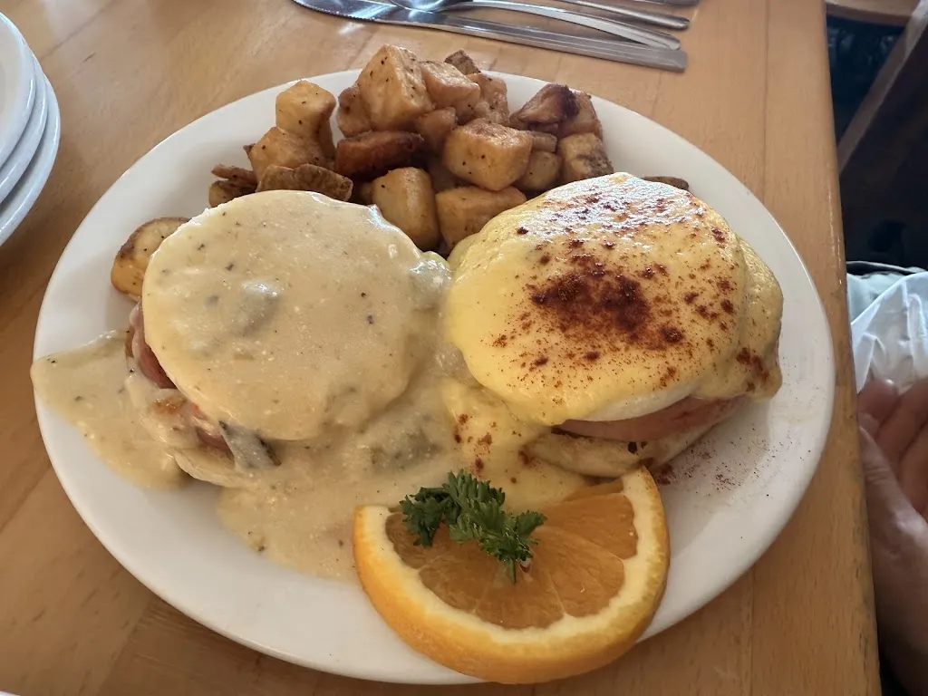 Tina's Cafe_Ruidoso, NM_slider_image_3