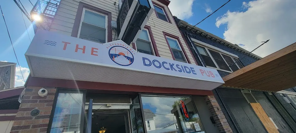 Dockside Pub_Alexandria Bay, NY_slider_image_1