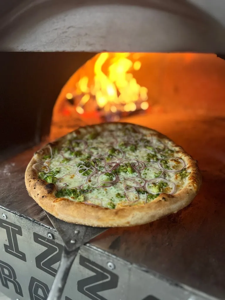 Ryan's Famous Pizza & Food Truck_Castleton-On-Hudson, NY_slider_immagine_3