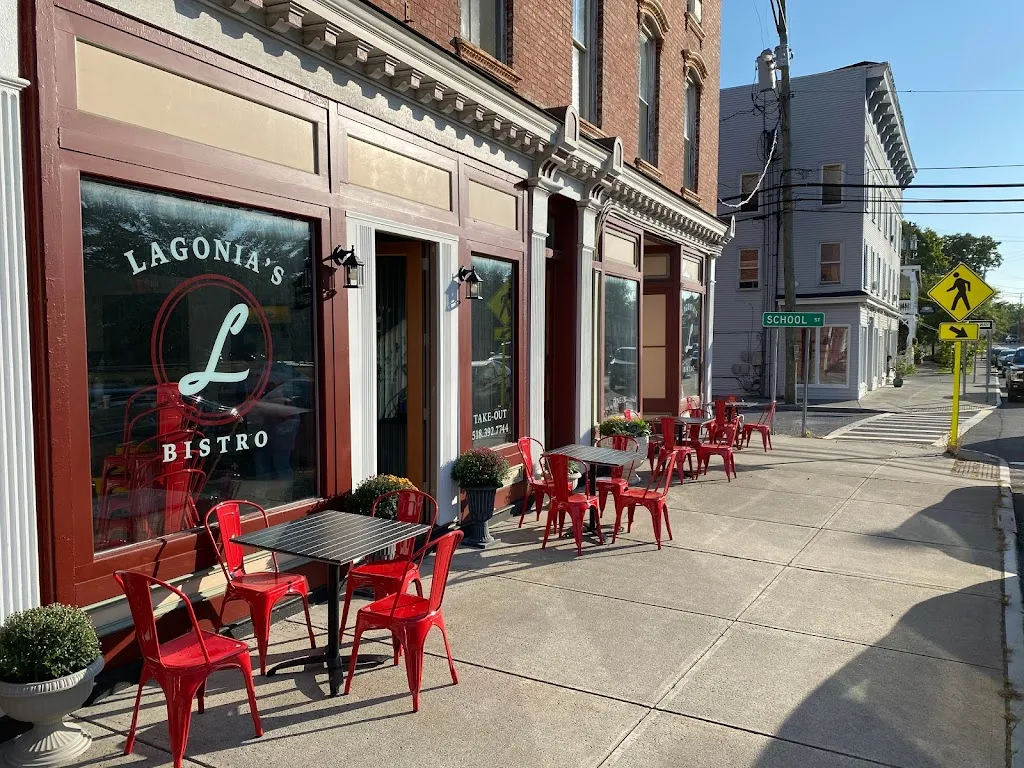 Lagonias Bistro restaurant à Chatham, NY