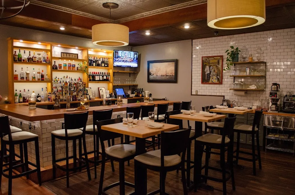 Chez Mike ristorante a East Greenbush, NY