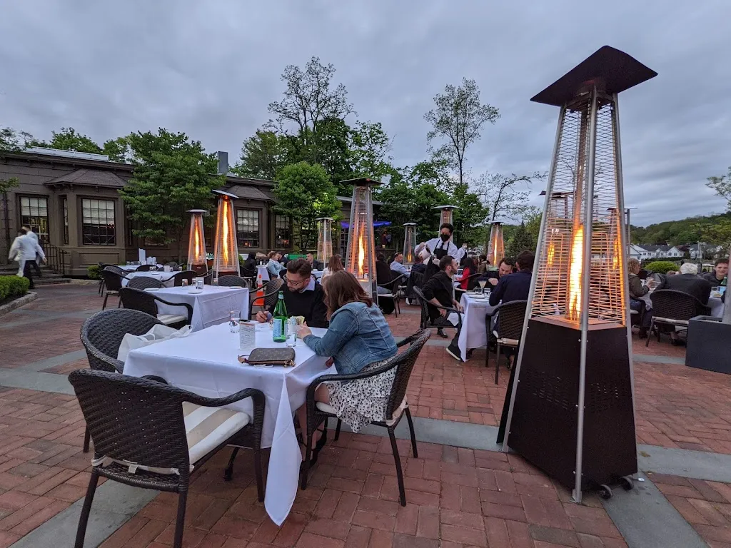 Hendrick's Tavern restaurant à Roslyn, NY