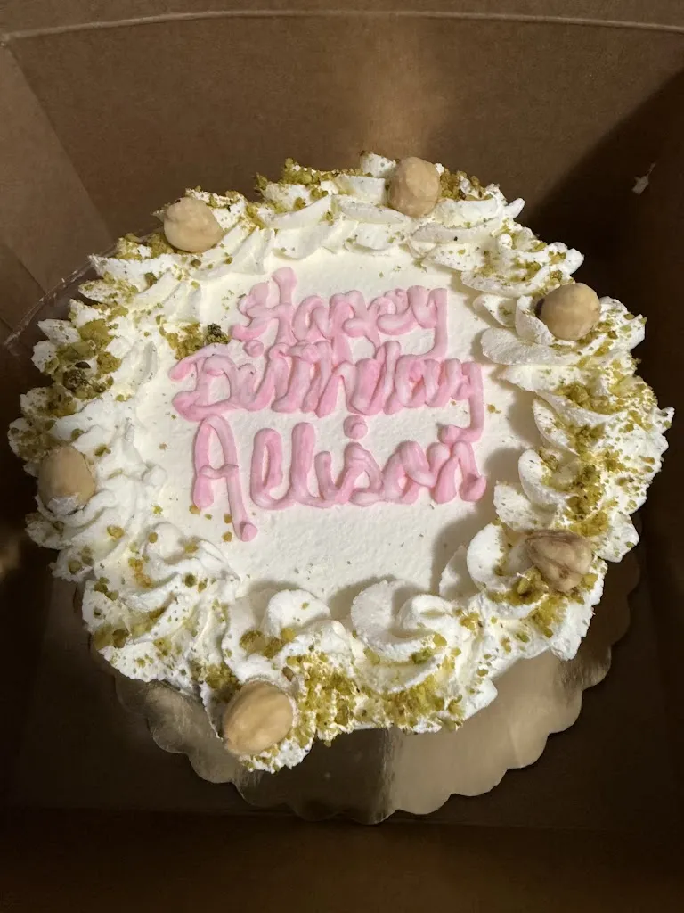 Tiffany_Oriens Café_Greece, NY_review