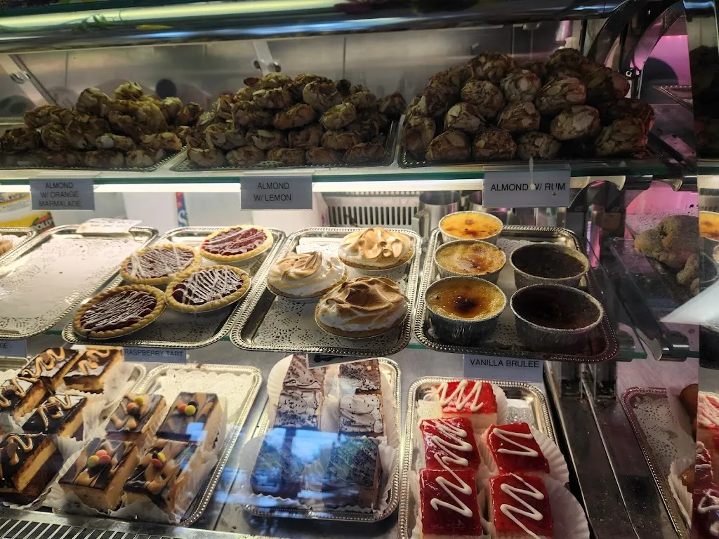 Nancy Korneliusen_Oriens Café_Greece, NY_review