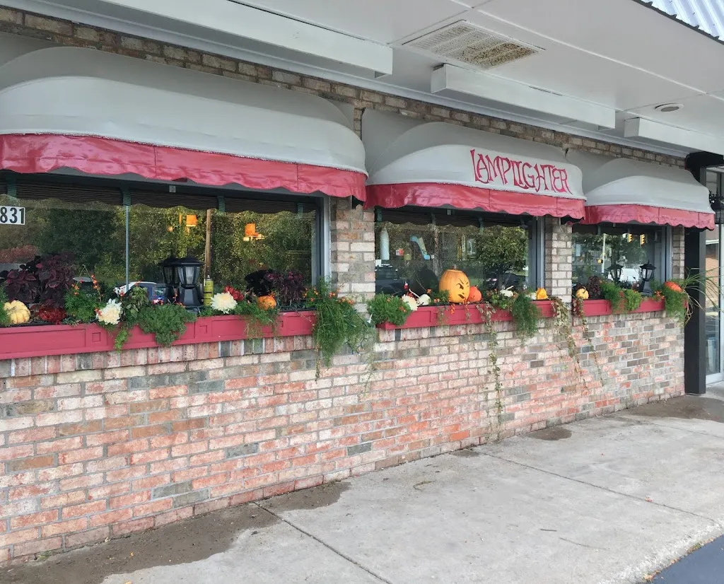 Lamplighter Restaurant restaurant in Rochester, NY