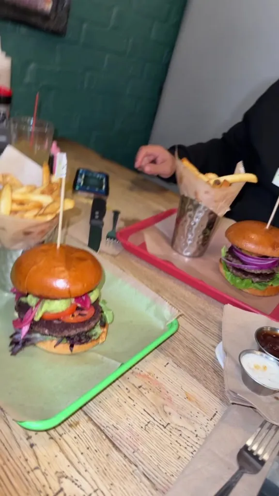 Bareburger_Hartsdale, NY_slider_immagine_2