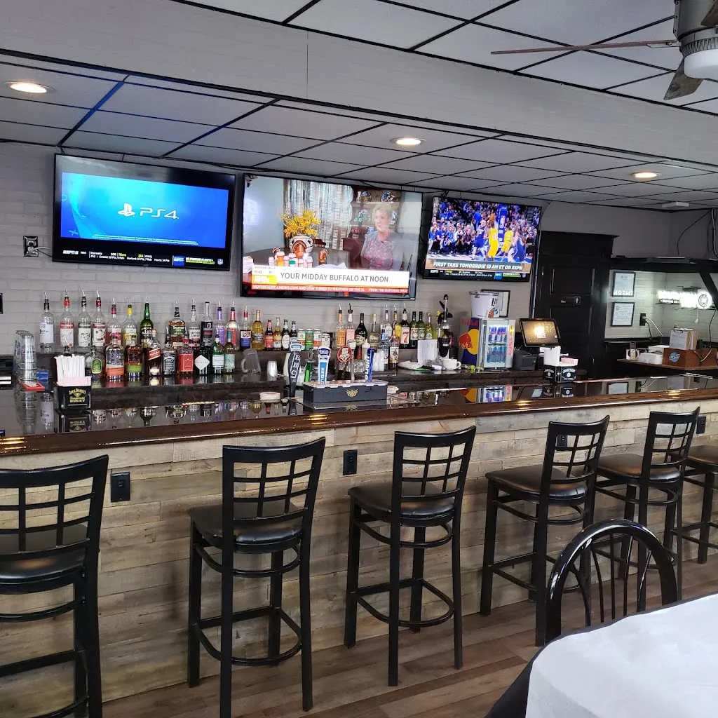 Margie's Bar and Grill restaurant à Depew, NY