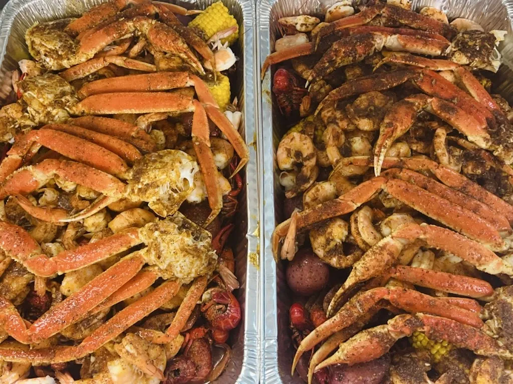 The Mighty Crab_Latham, NY_slider_immagine_3