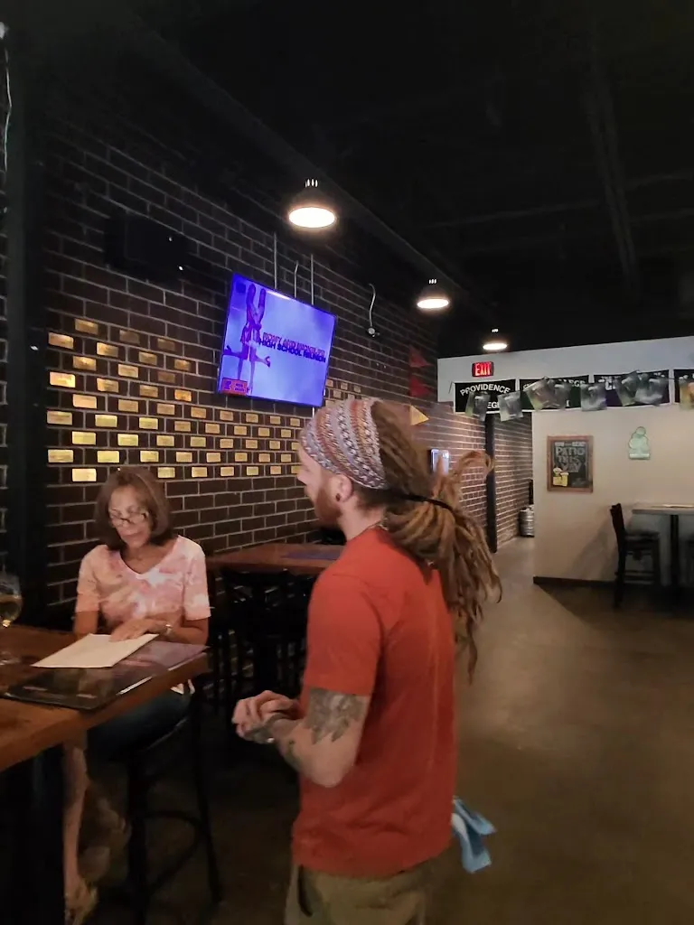 Beer Bones Bar & Grill_Latham, NY_slider_immagine_2